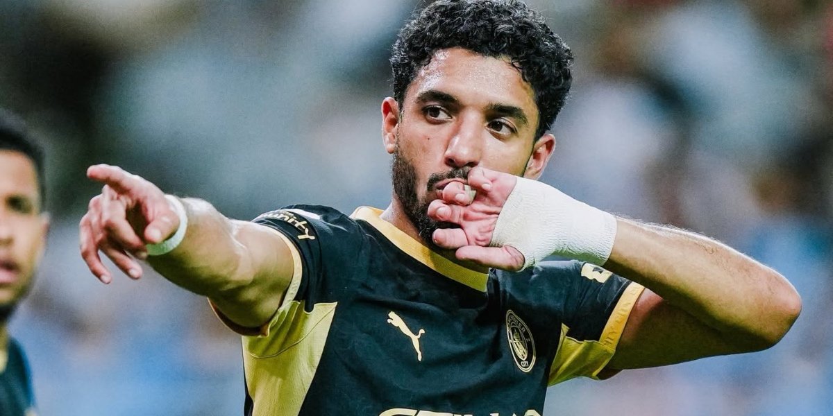 عمر مرموش على مقاعد بدلاء مانشستر سيتي أمام بورنموث في الدوري الإنجليزي الممتاز